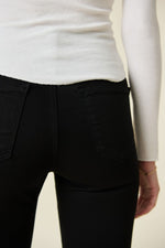 Load image into Gallery viewer, HIGH RISE DISTRESSED SKINNY W RAW HEM
