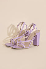 Load image into Gallery viewer, NILE-5 Thong Strappy Heels
