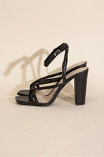 Load image into Gallery viewer, NILE-5 Thong Strappy Heels
