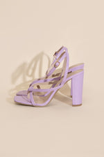 Load image into Gallery viewer, NILE-5 Thong Strappy Heels

